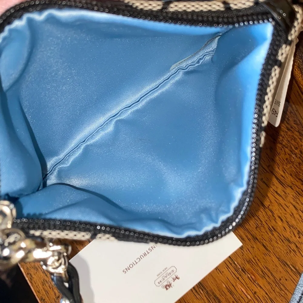 Coach Signature Canvas/Leather wristlet 🆕